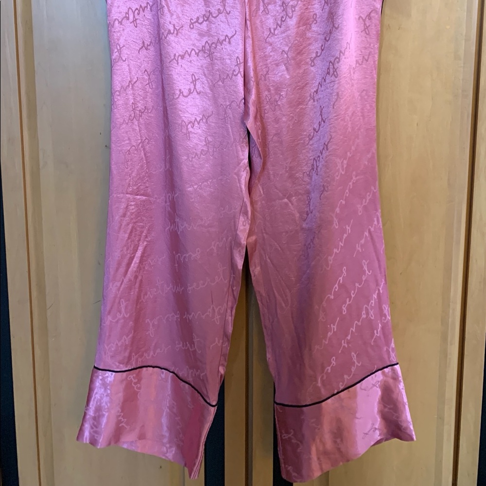 Victoria’s Secret Satin Lounging Pants-XL/XG-New